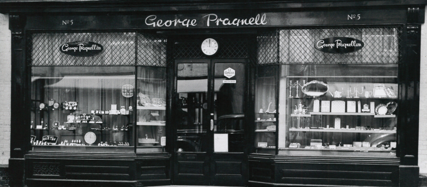 Pragnell showroom Stratford-upon-Avon in 1954 
