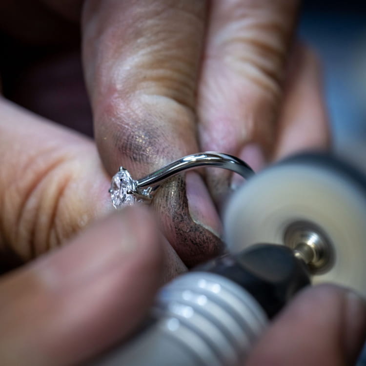 Master craftsperson in Pragnell’s British workshop combining traditional technique with modern precision.