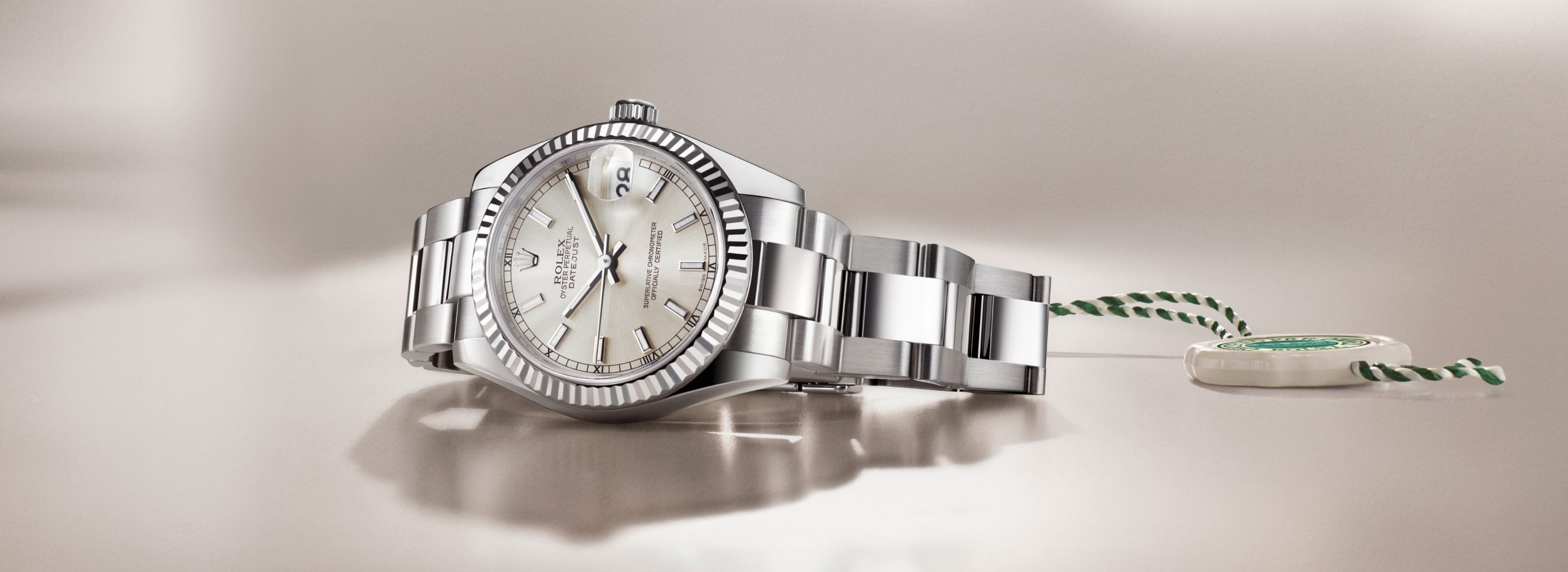 rolex-cpo-datejust-ambiance-m178274_2403ac_005-portrait.jpg