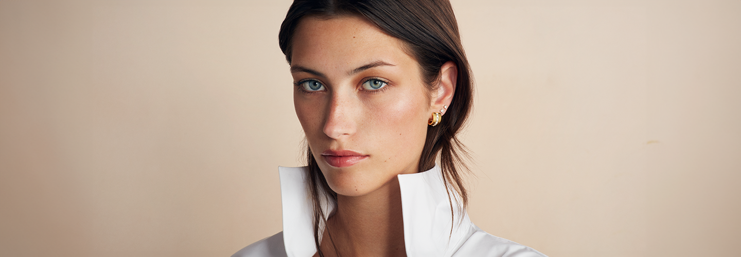 Earring guide