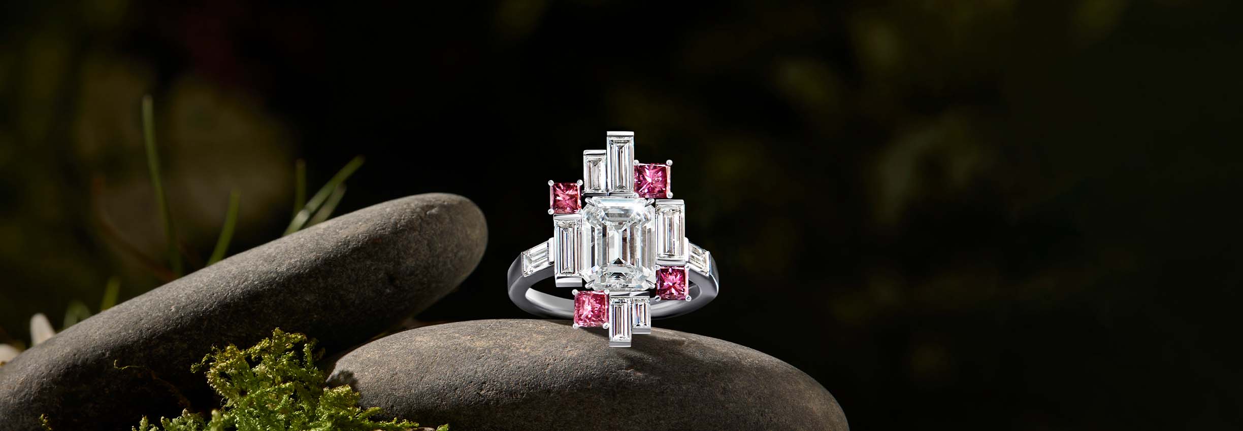 A Mosaic Pink & White Diamond Ring
